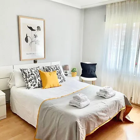 San Lazaro. Apartment